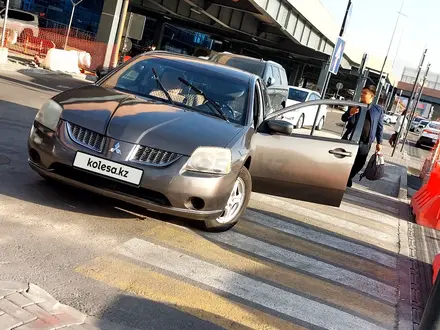 Mitsubishi Galant 2004 года за 2 990 000 тг. в Алматы – фото 2