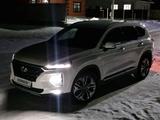 Hyundai Santa Fe 2019 года за 13 800 000 тг. в Актобе – фото 2