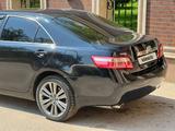 Toyota Camry 2010 годаүшін7 200 000 тг. в Шымкент – фото 2