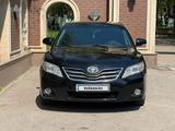 Toyota Camry 2010 годаүшін7 200 000 тг. в Шымкент