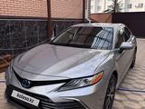 Toyota Camry 2022 годаүшін16 000 000 тг. в Астана – фото 2