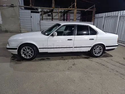 BMW 520 1989 года за 1 500 000 тг. в Есик – фото 3