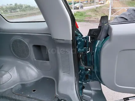 Honda CR-V 1998 года за 4 700 000 тг. в Алматы – фото 52