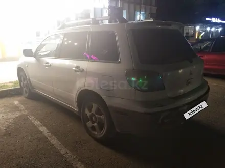 Mitsubishi Outlander 2003 года за 3 500 000 тг. в Тараз – фото 4