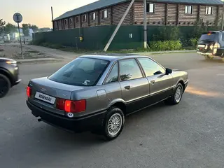 Audi 80