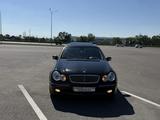 Mercedes-Benz C 320 2003 года за 3 900 000 тг. в Алматы – фото 2