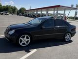 Mercedes-Benz C 320 2003 года за 3 900 000 тг. в Алматы – фото 3