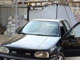 Volkswagen Golf 1994 года за 1 200 000 тг. в Алматы
