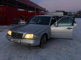 Mercedes-Benz C 180 1995 года за 2 100 000 тг. в Щучинск – фото 2