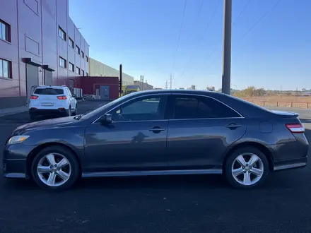 Toyota Camry 2011 года за 5 250 000 тг. в Актобе – фото 3