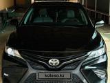 Toyota Camry 2020 года за 11 750 000 тг. в Кызылорда