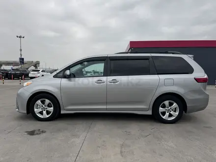 Toyota Sienna 2018 года за 14 800 000 тг. в Алматы – фото 5