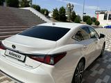 Lexus ES 250 2019 года за 23 900 000 тг. в Шымкент – фото 3