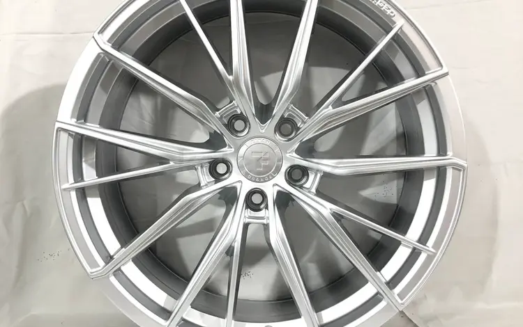 Диски высокого качества R19 8, 5J ET30 5x120 72.6 HYPER SILVER за 400 000 тг. в Алматы