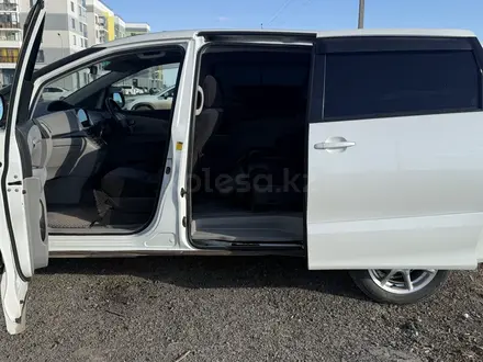 Toyota Estima 2006 года за 6 000 000 тг. в Астана – фото 3