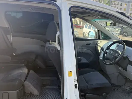 Toyota Estima 2006 года за 6 000 000 тг. в Астана – фото 13