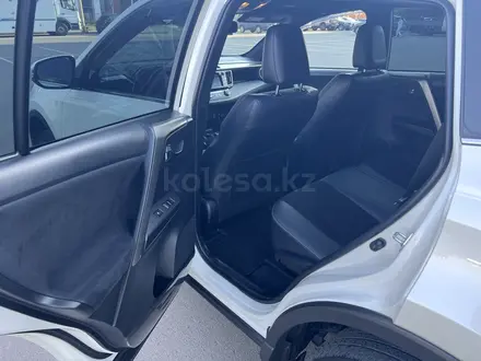Toyota RAV4 2017 года за 13 500 000 тг. в Астана – фото 14