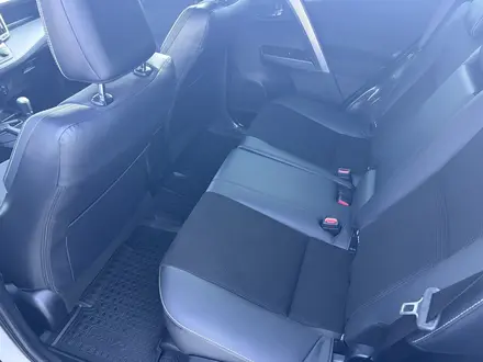 Toyota RAV4 2017 года за 13 500 000 тг. в Астана – фото 15