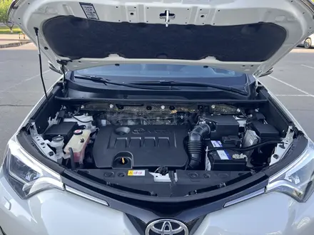 Toyota RAV4 2017 года за 13 500 000 тг. в Астана – фото 24