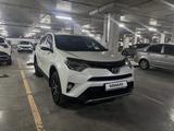 Toyota RAV4 2017 годаүшін13 500 000 тг. в Астана