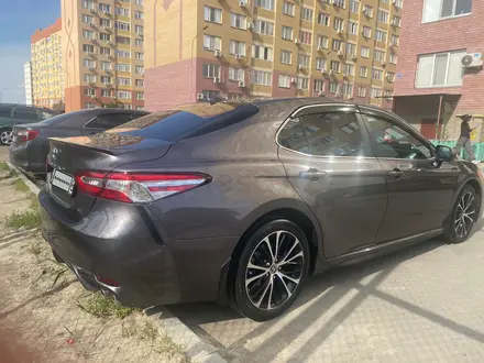 Toyota Camry 2020 года за 11 500 000 тг. в Атырау – фото 8
