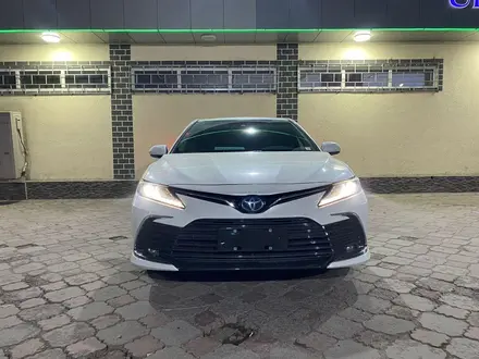 Toyota Camry 2023 года за 14 999 999 тг. в Алматы