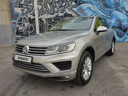 Volkswagen Touareg 2014 года за 15 500 000 тг. в Алматы