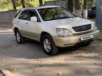 Lexus RX 300 2000 годаfor4 750 000 тг. в Алматы