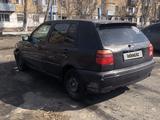 Volkswagen Golf 1993 года за 750 000 тг. в Караганда – фото 4