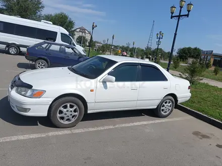 Toyota Camry 1998 года за 3 300 000 тг. в Семей – фото 10