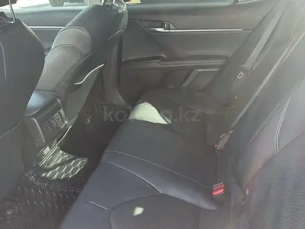 Toyota Camry 2023 года за 16 400 000 тг. в Алматы – фото 4