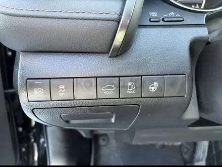 Toyota Camry 2023 года за 16 400 000 тг. в Алматы – фото 9