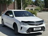 Toyota Camry 2015 годаfor10 400 000 тг. в Актобе – фото 2