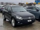 Volkswagen Tiguan 2012 года за 7 500 000 тг. в Астана