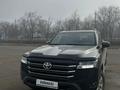 Toyota Land Cruiser 2023 года за 46 000 000 тг. в Уральск