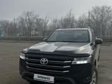 Toyota Land Cruiser 2023 года за 46 000 000 тг. в Уральск