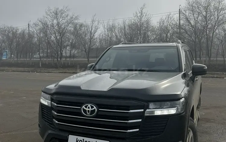 Toyota Land Cruiser 2023 года за 46 000 000 тг. в Уральск
