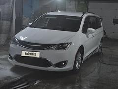 Chrysler Pacifica 2019 годаfor17 000 000 тг. в Астана