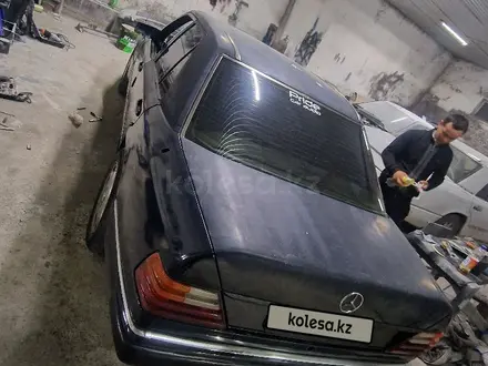 Mercedes-Benz E 200 1990 годаүшін1 000 000 тг. в Кызылорда – фото 4