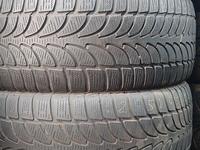 Шины 2555518 комплект Bridgestone за 60 000 тг. в Алматы