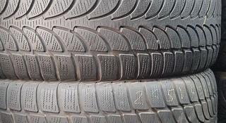 Шины 2555518 комплект Bridgestone за 60 000 тг. в Алматы