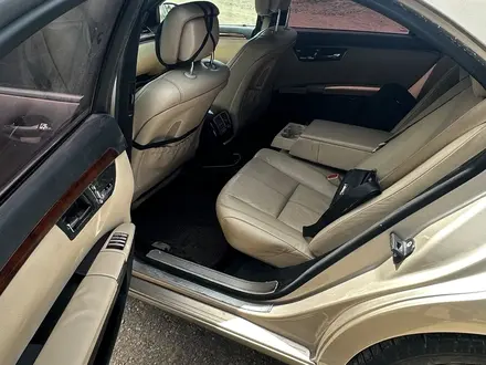 Mercedes-Benz S 500 2006 года за 4 500 000 тг. в Астана – фото 3
