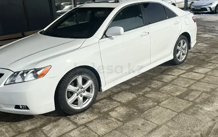 Toyota Camry 2008 года за 4 800 000 тг. в Атырау