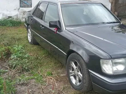 Mercedes-Benz E 230 1991 года за 1 250 000 тг. в Астана