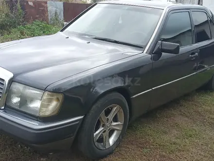 Mercedes-Benz E 230 1991 года за 1 250 000 тг. в Астана – фото 2