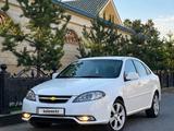 Daewoo Gentra 2014 года за 4 000 000 тг. в Шымкент – фото 3