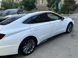 Hyundai Sonata 2020 года за 11 000 000 тг. в Актау – фото 2