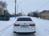 Toyota Camry 2018 годаүшін14 500 000 тг. в Кульсары – фото 3