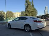Lexus ES 300h 2015 годаүшін9 500 000 тг. в Алматы – фото 3