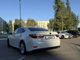 Lexus ES 300h 2015 годаүшін9 500 000 тг. в Алматы – фото 4